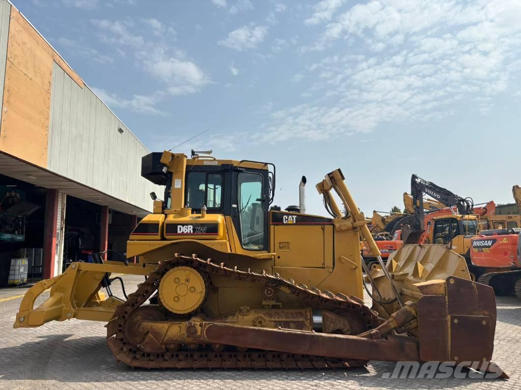 CAT D 6 R XW Pásové dozéry