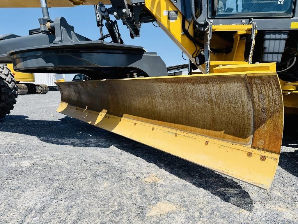 DEERE 672G Grejdery