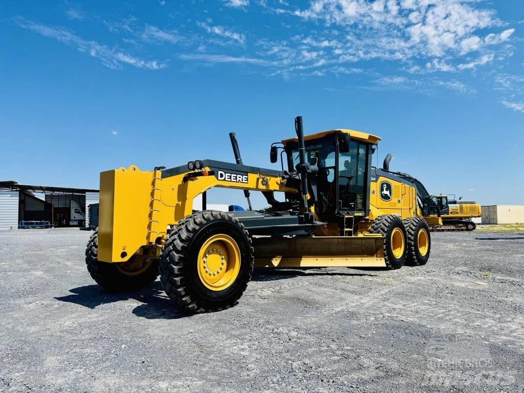 DEERE 672G Grejdery