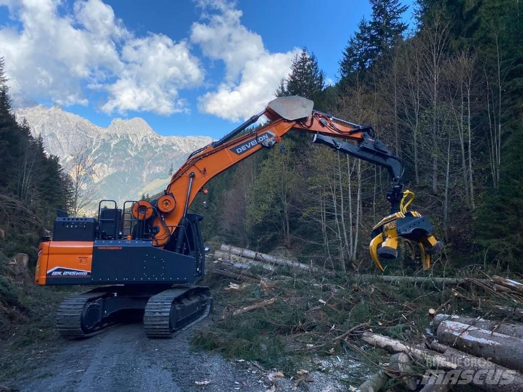 Doosan DX 235 NLC-5 Pásové rýpadlá