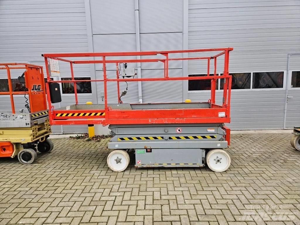 SkyJack SJ 4620 Nožnicové zdvíhacie plošiny