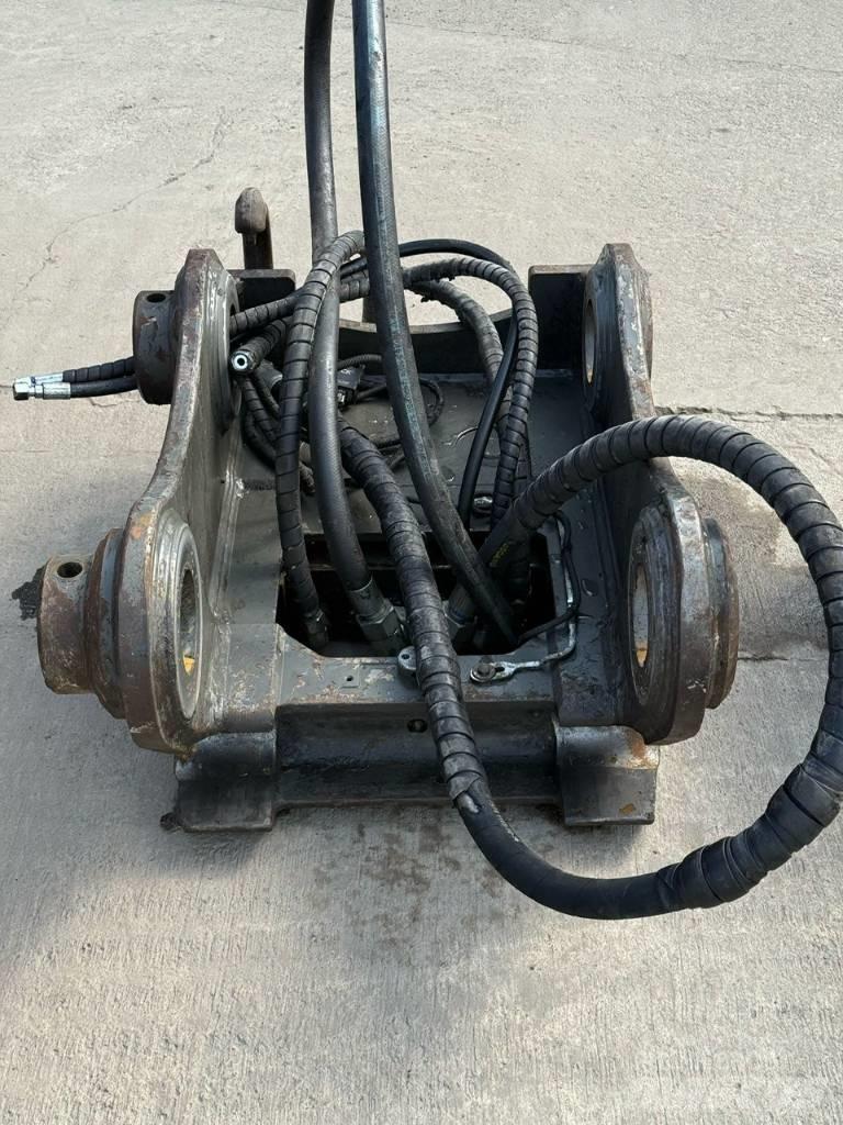 OilQuick OQ80 Rýchlospojky