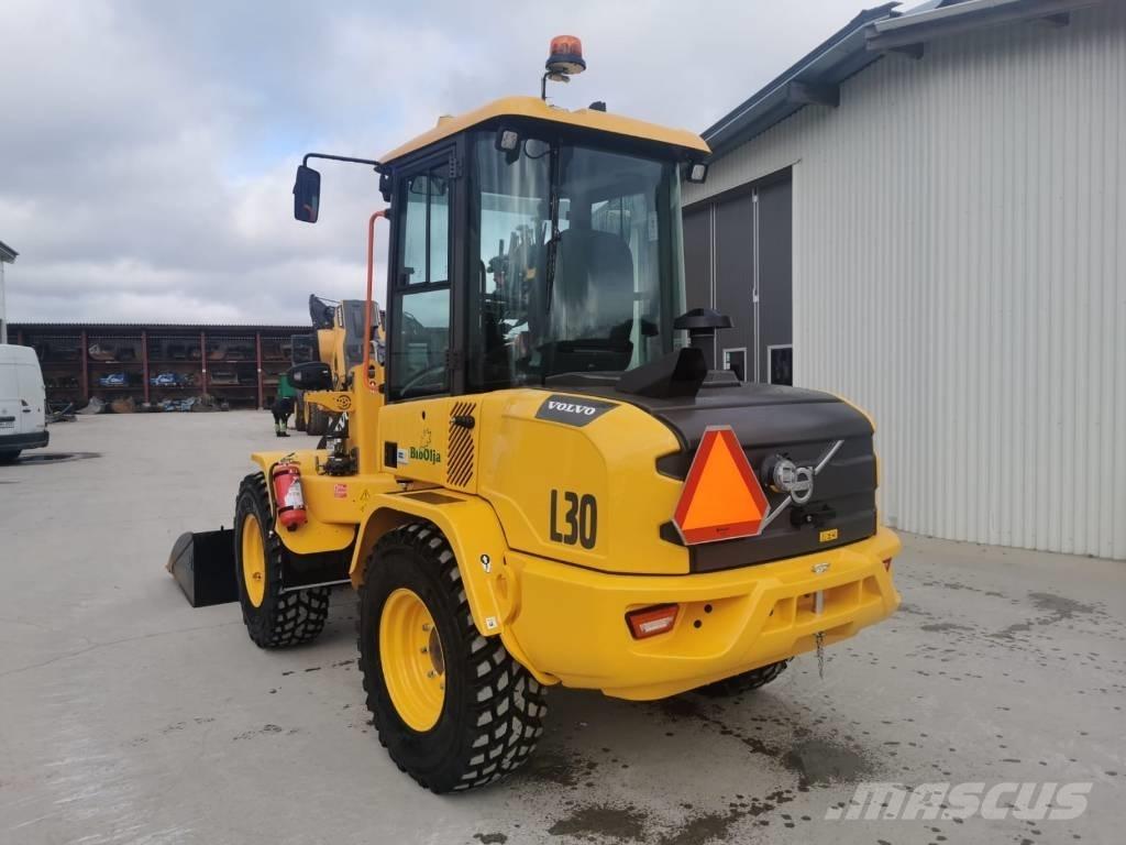 Volvo L30HS Kolesové nakladače
