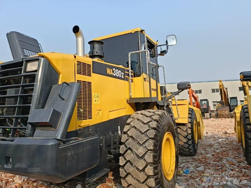 Komatsu WA 380-6 Kolesové nakladače