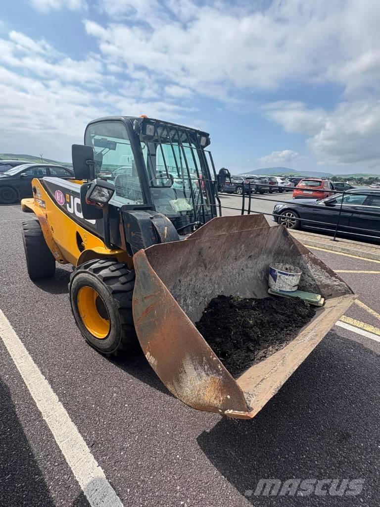 JCB Vibromax 520-40 Teleskopické manipulátory