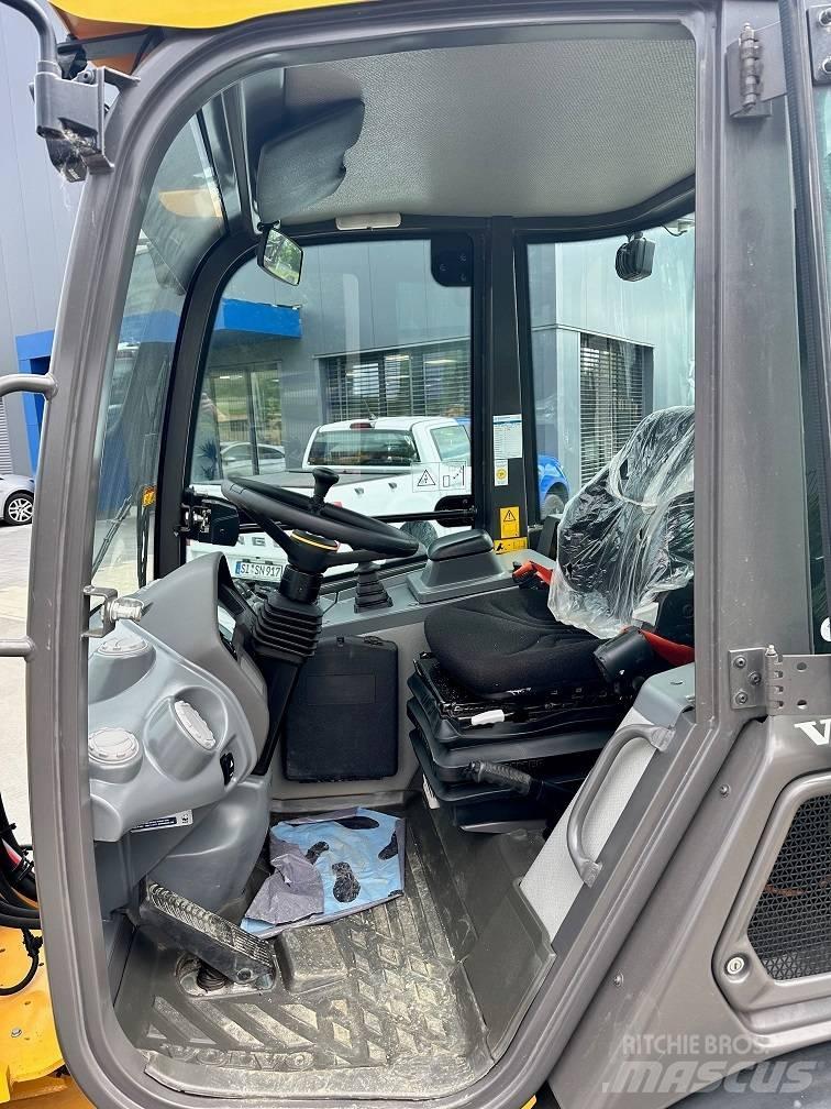 Volvo L 25 Electric Kolesové nakladače