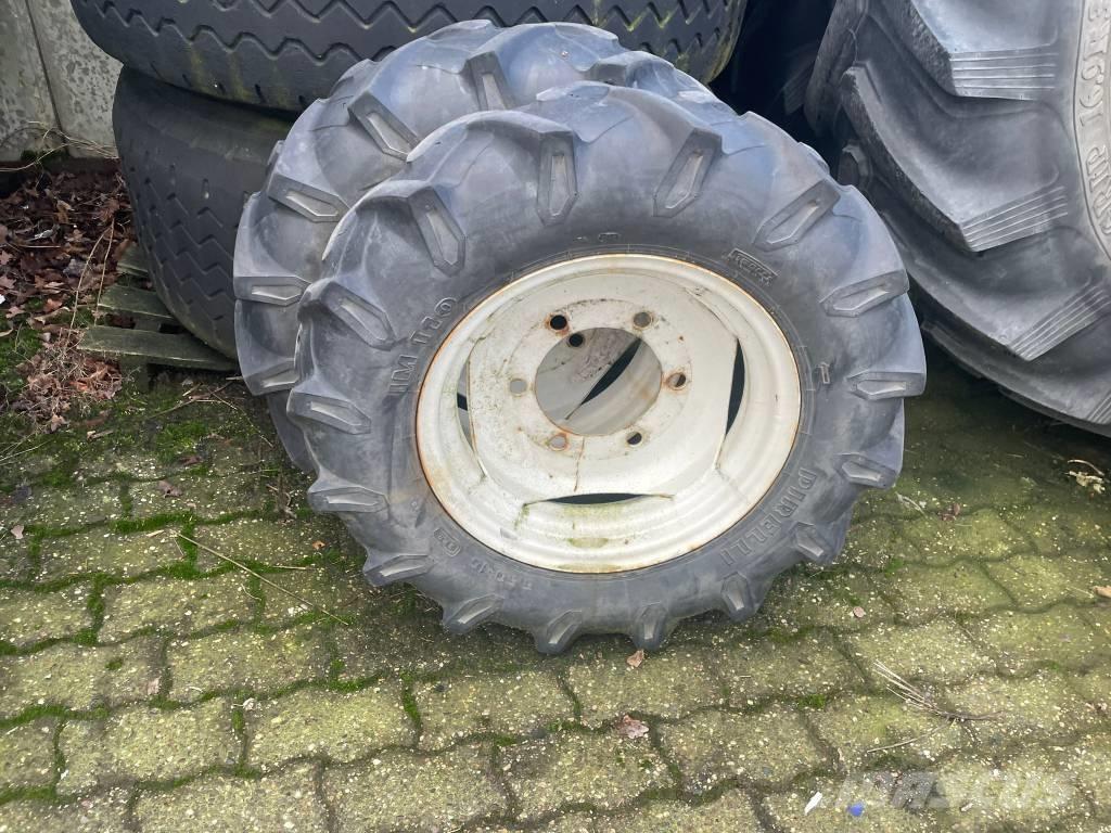 Pirelli 6.5 -16 + velg Pneumatiky, kolesá a ráfiky