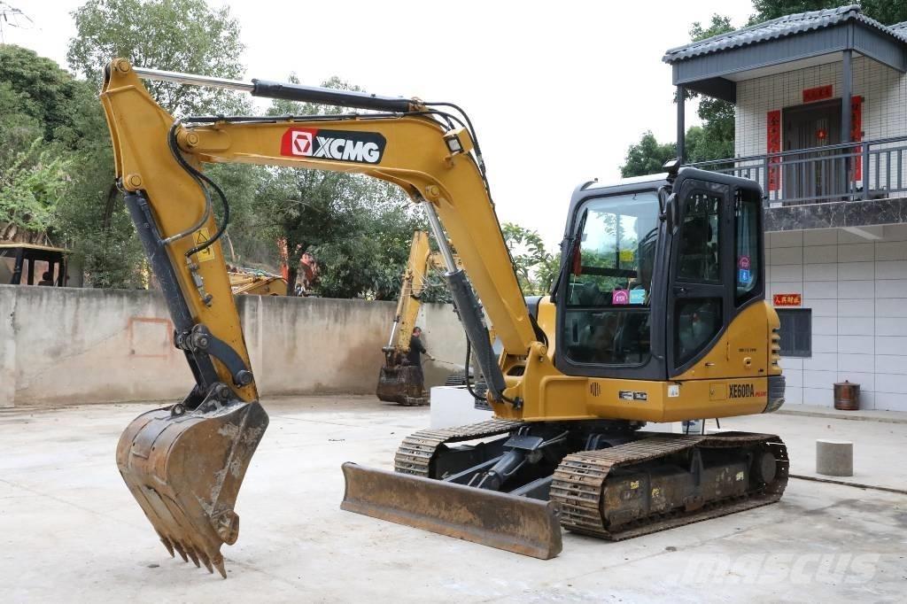 XCMG XE 60 DA Mini rýpadlá < 7t