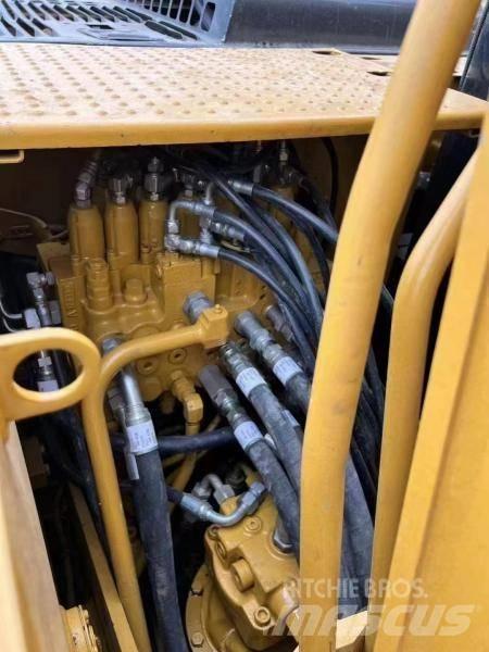 CAT 312 D Pásové rýpadlá