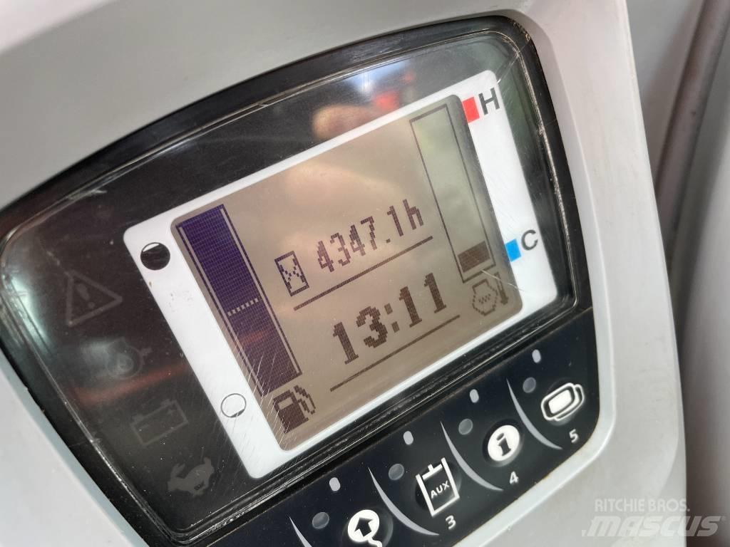 Kubota KX 080-4 Midi rýpadlá 7 t - 12 t
