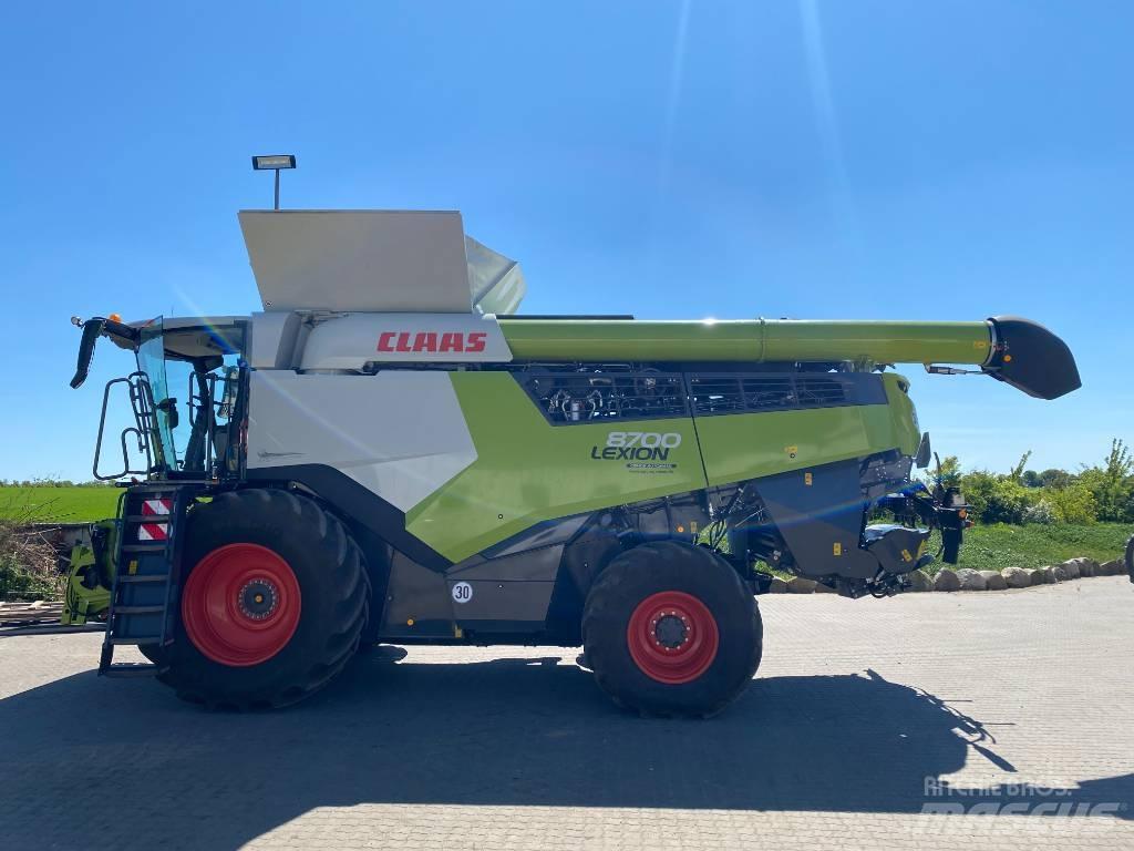 CLAAS Lexion 8700 Kombinované zberacie stroje