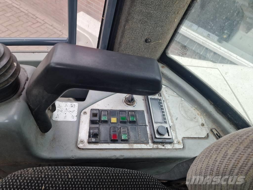 Terex TL 100 Kolesové nakladače