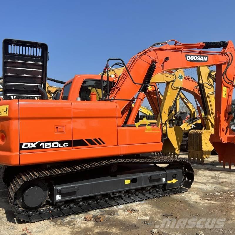 Doosan DX150 Pásové rýpadlá