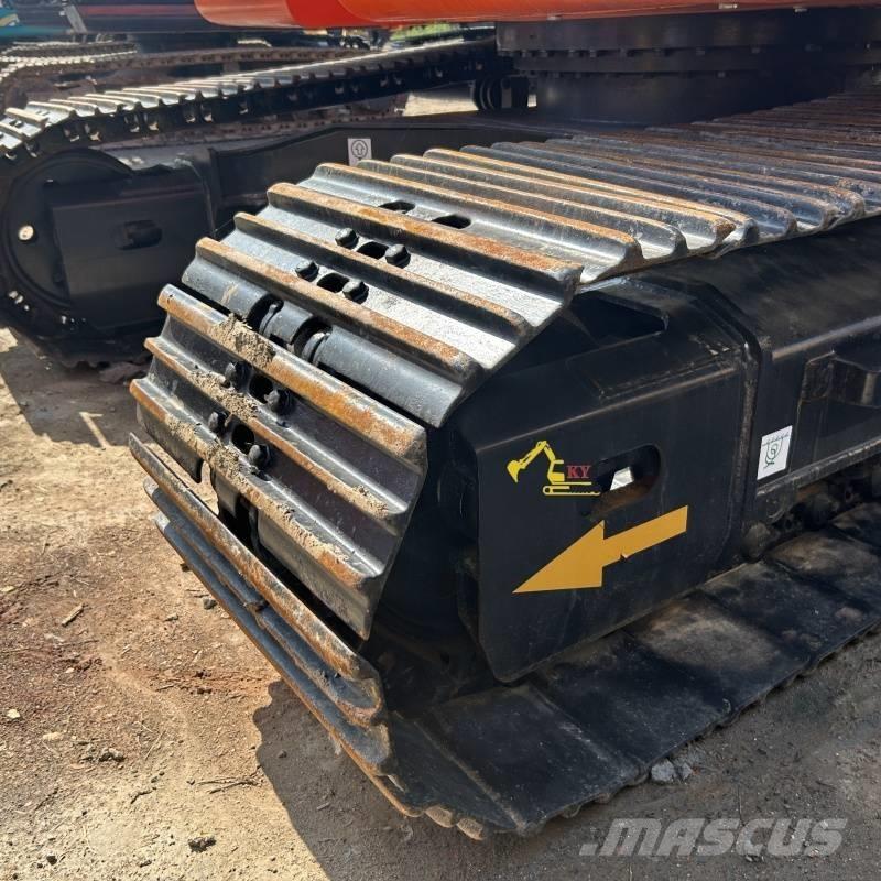 Doosan DX150 Pásové rýpadlá