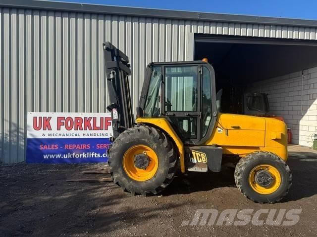 JCB 926 Terénne vysokozdvižné vozíky