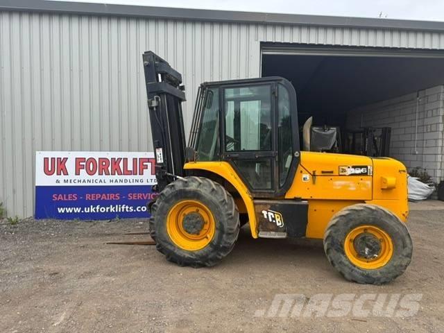 JCB 926 Terénne vysokozdvižné vozíky