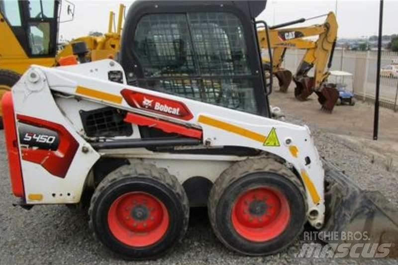 Bobcat S450B Ďalšie nákladné vozidlá