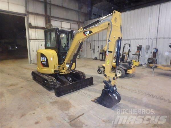 CAT 303.5 Mini rýpadlá < 7t