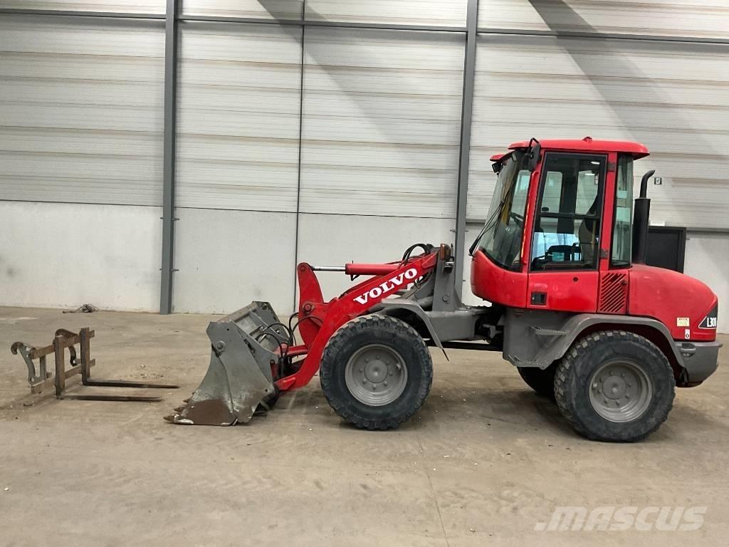 Volvo L 30 B-Z/X Kolesové nakladače
