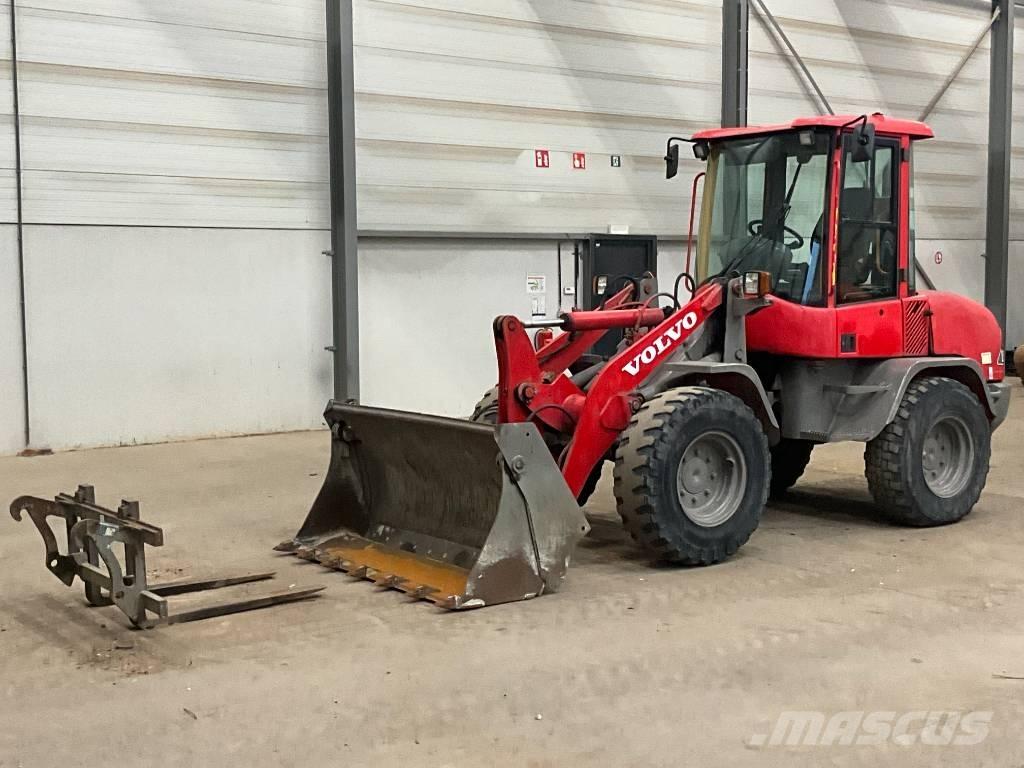 Volvo L 30 B-Z/X Kolesové nakladače