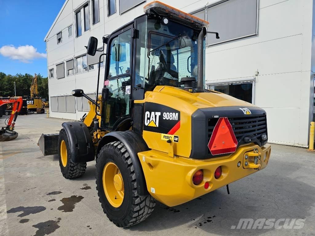 CAT 908M Kolesové nakladače