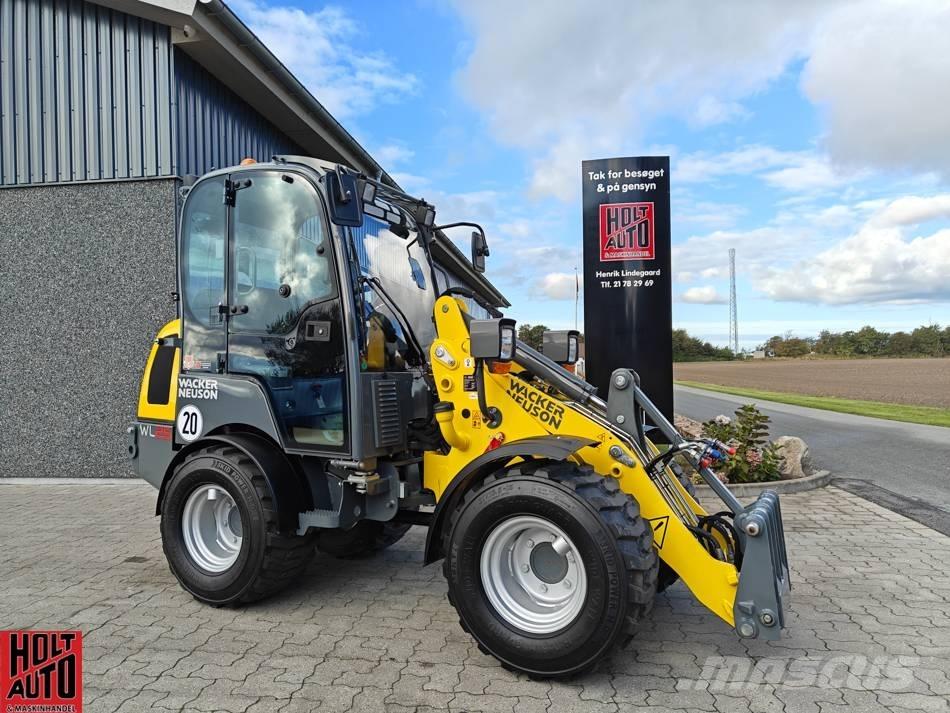 Wacker Neuson WL 25 Kolesové nakladače