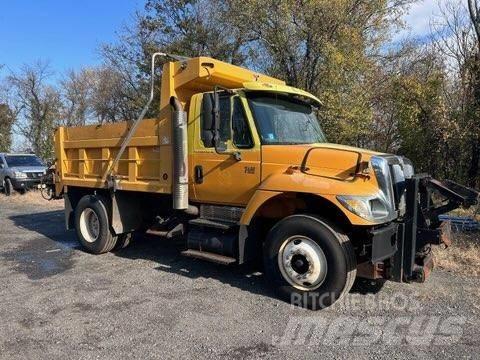 International 7400 Sklápače