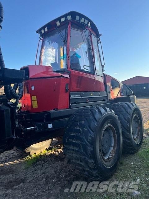 Komatsu XF895-2 Lesné traktory