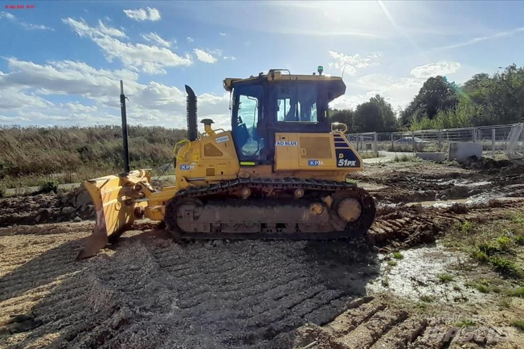 Komatsu D51 PX-24 Pásové dozéry