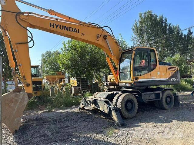 Hyundai 210W Kolesové rýpadlá