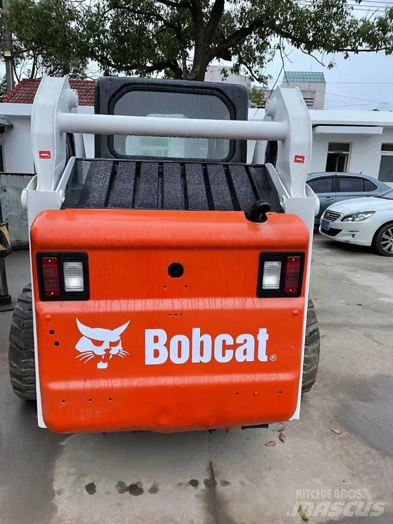 Bobcat S 300 Šmykom riadené nakladače
