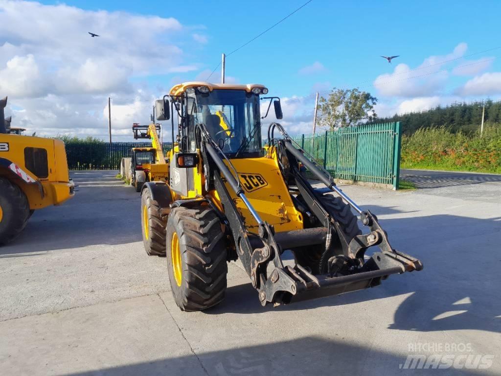 JCB 412 Teleskopické nakladače pre poľnohospodárstvo