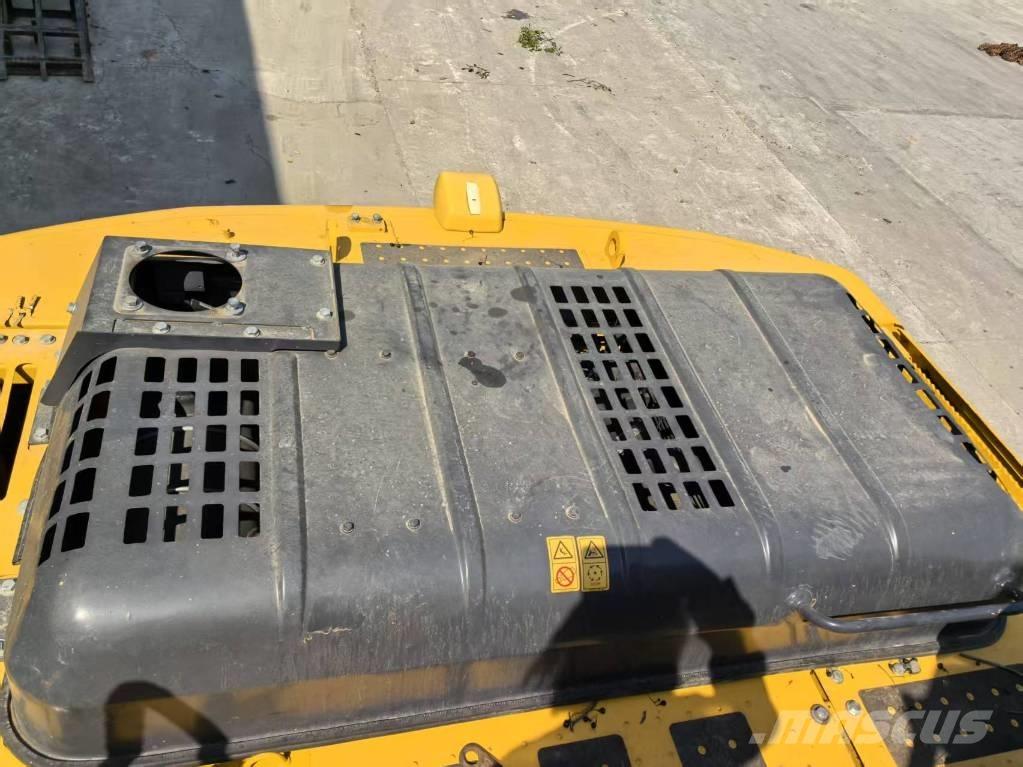Komatsu PC 200-8 Pásové rýpadlá