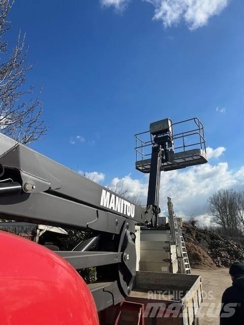 Manitou 200 ATJ Kĺbové plošiny