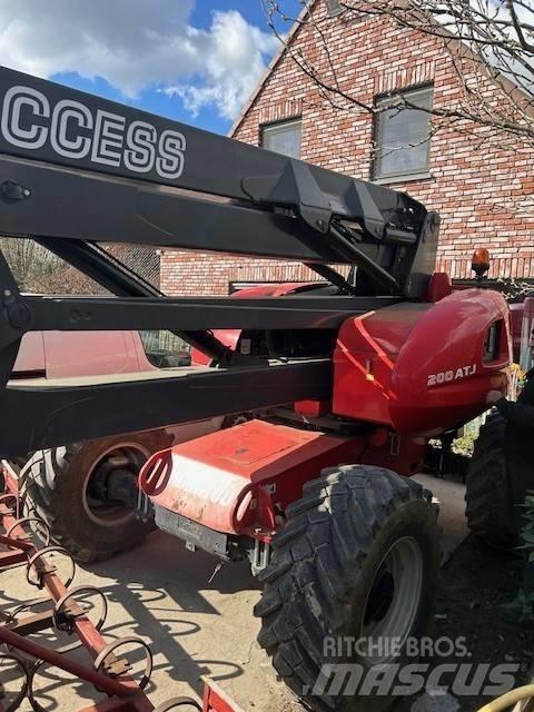 Manitou 200 ATJ Kĺbové plošiny