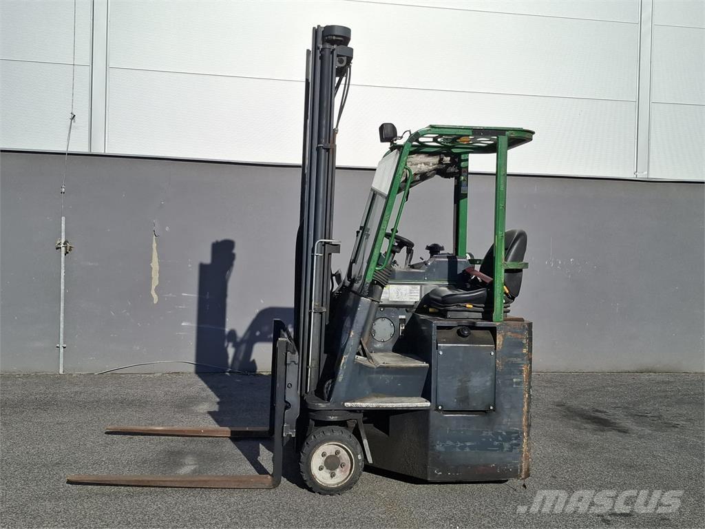 Combilift C3000CB 4 cestné vysokozdvižné vozíky