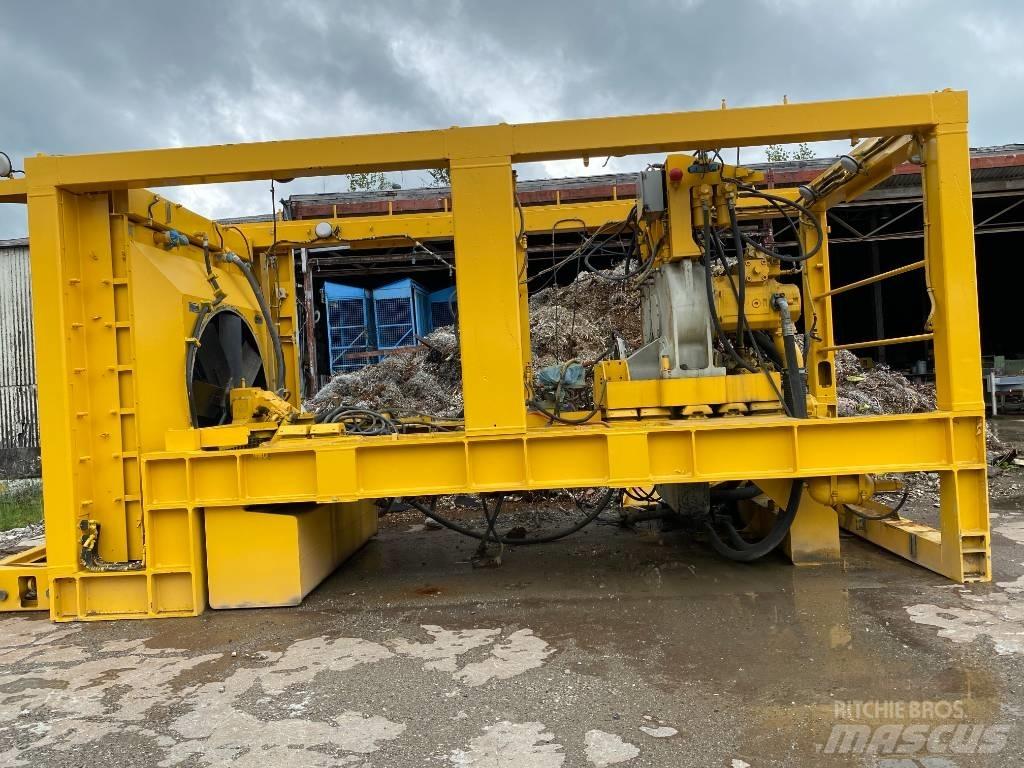 Komatsu PC4000-6 Pásové rýpadlá