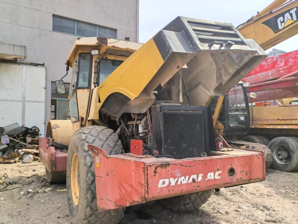 Dynapac CA 602 D Ťahačové valce