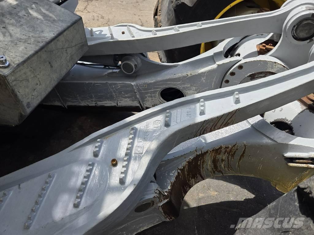 Menzi Muck M545X Špeciálne bagre