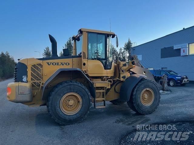 Volvo L90F Kolesové nakladače
