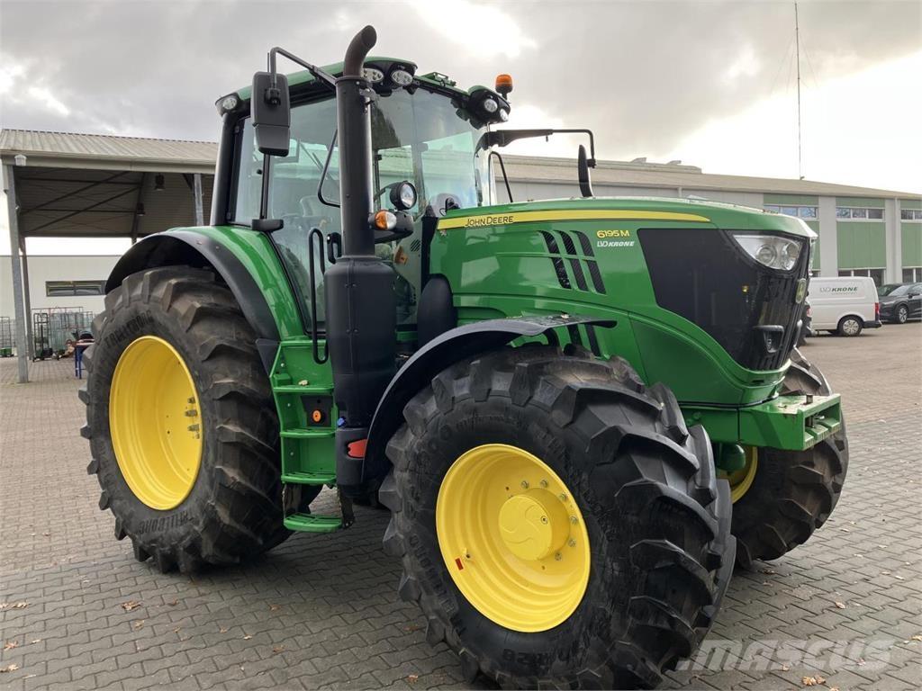 John Deere 6195M Traktory