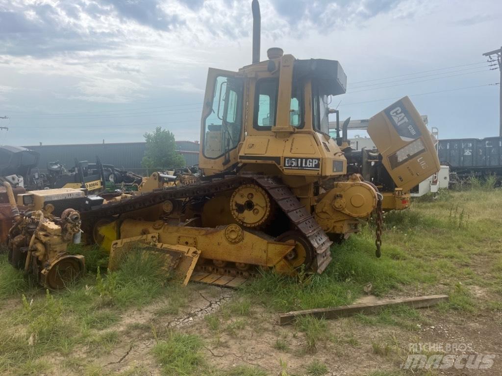 CAT D 5 N LGP Pásové dozéry
