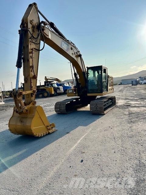 CAT 320 NEXT GEN Pásové rýpadlá