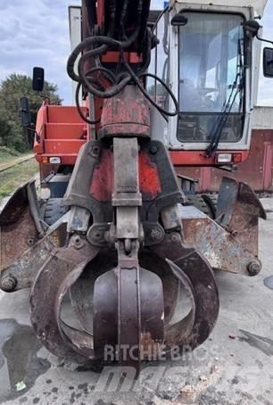 Atlas 1704 MI Stroje pre manipuláciu s odpadom