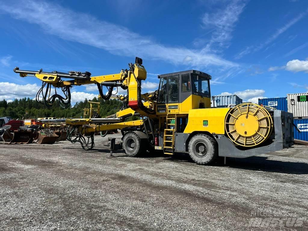 Atlas Copco XE3 C30 Tunelové a podzemné banské vŕtačky