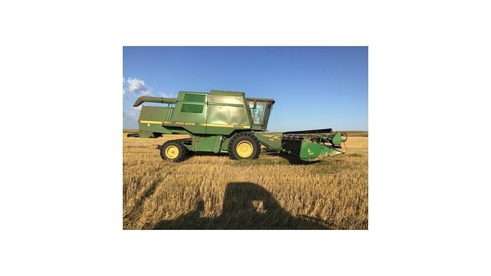 John Deere 9500 Kombinované zberacie stroje