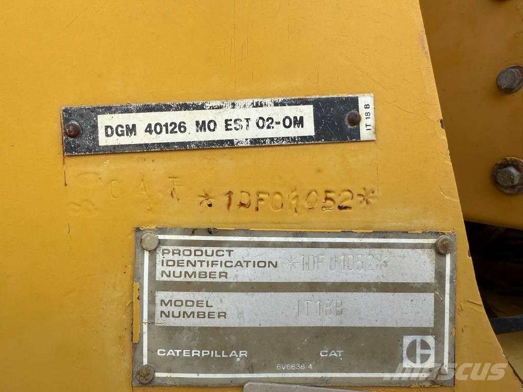 CAT IT 18 B Kolesové nakladače