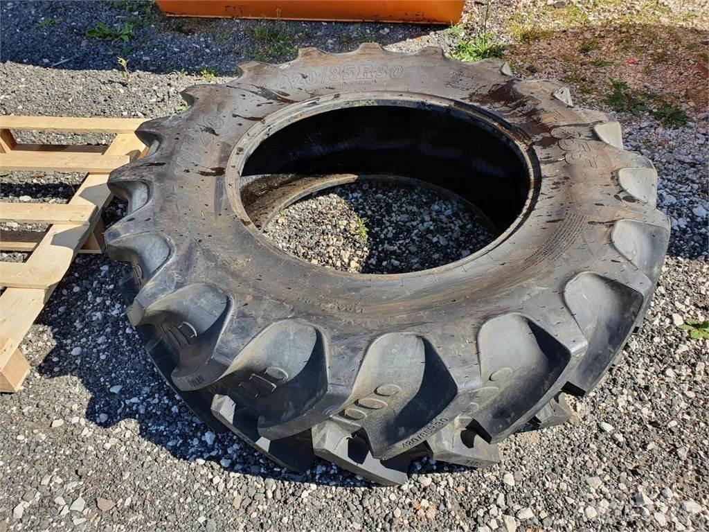 BKT 420/85R30 Pneumatiky, kolesá a ráfiky