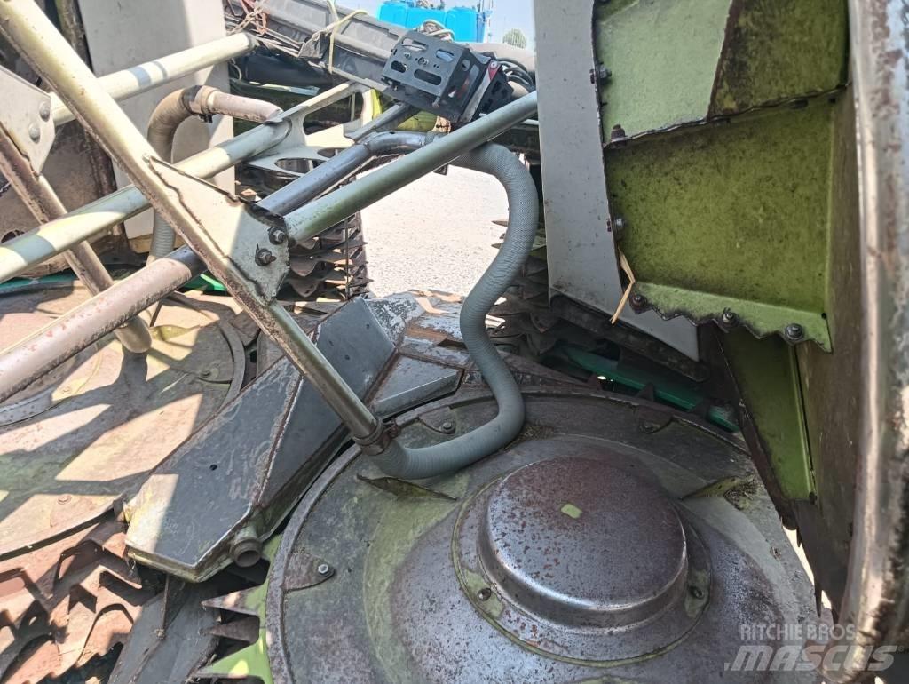 CLAAS Orbis 600 Samochodné kosačky