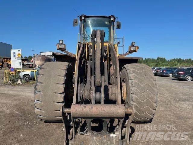 Volvo L220D Kolesové nakladače